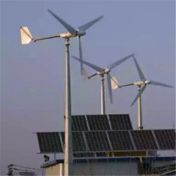 小型风力发电机可离网家用 风光互补发电系统经济又实用